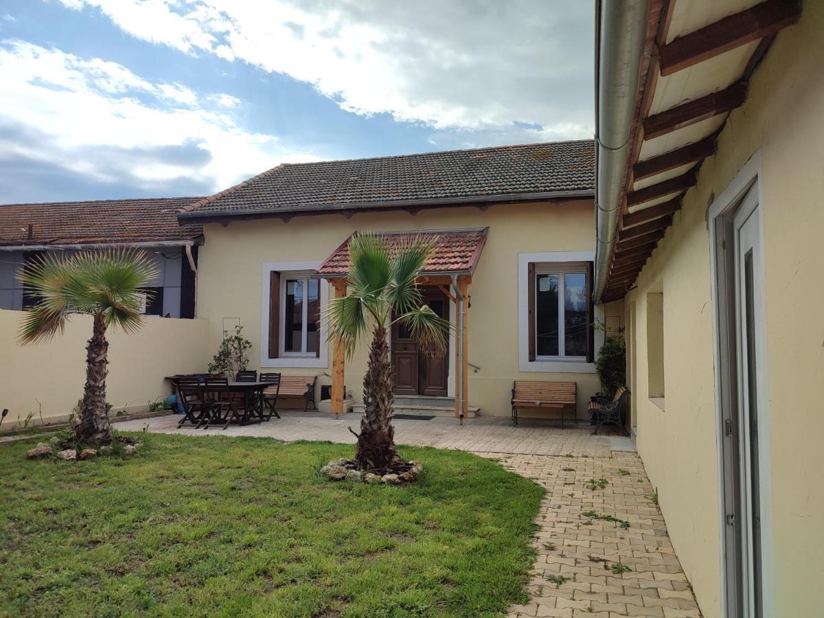 Jardin De Coubertin Apartment Beziers Luaran gambar