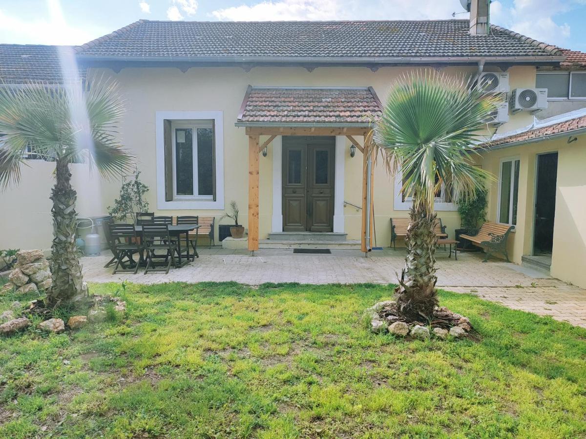 Jardin De Coubertin Apartment Beziers Luaran gambar